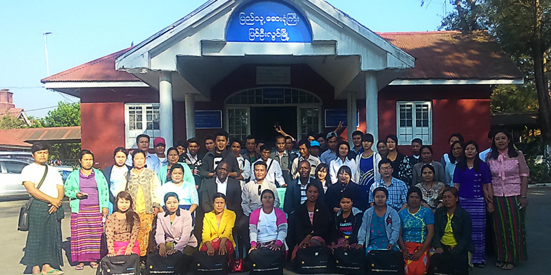 UNOPS MCFU team with public health officials from the Pyin Oo Lwin General Hospital and UNOPS HQ IPAS team, during a field visit to Pyin Oo Lwin, 2017
