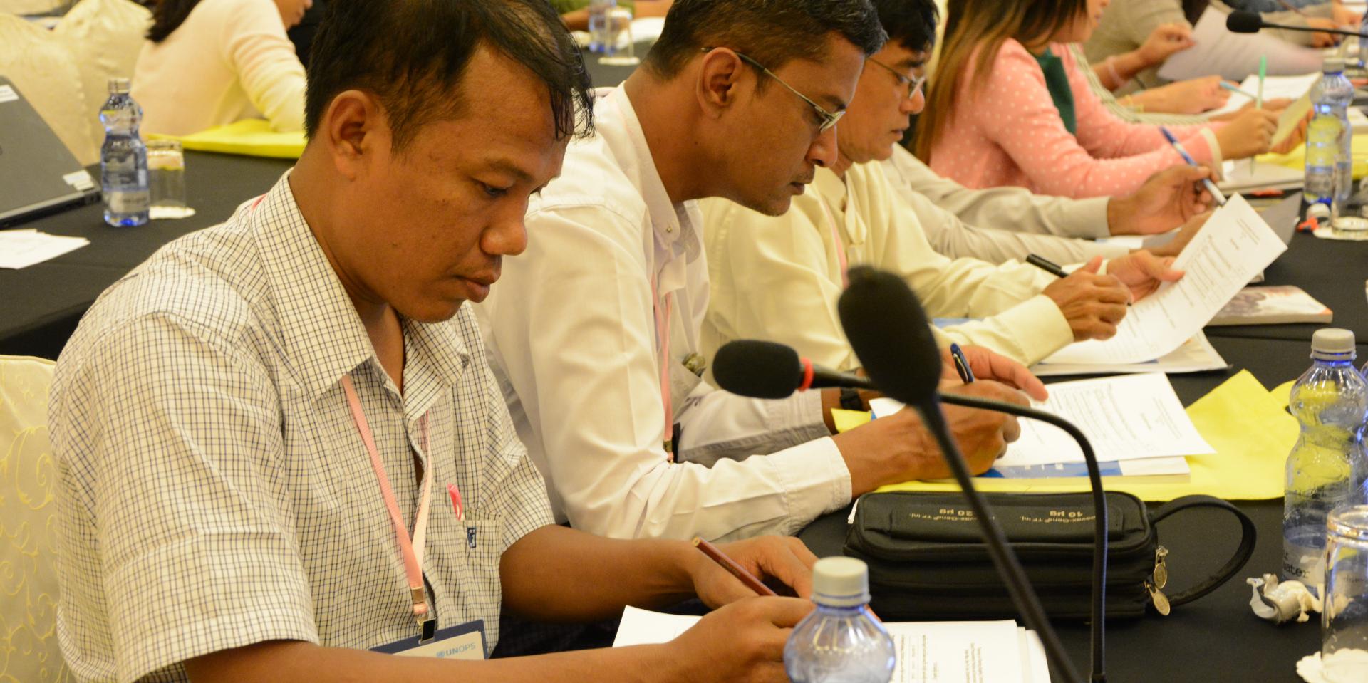 Pre-and post-testing is carried out at the beginning and end of each two and half-day training batch. The photo shows participating health staff taking a test during the financial management training. This is one of the training evaluation methodologies – the others are evaluation questionnaires with open ended questions, and a focus group discussion at the end of each batch of training – to find out how participants’ skills have developed and where the knowledge gap is, so that future trainings can be improved. Nay Pyi Taw. Pre-and post-testing is carried out at the beginning and end of each two and half-day training batch. The photo shows participating health staff taking a test during the financial management training. This is one of the training evaluation methodologies – the others are evaluation questionnaires with open ended questions, and a focus group discussion at the end of each batch of training – to find out how participants’ skills have developed and where the knowledge gap is, so that future trainings can be impr